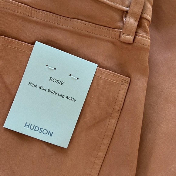 Rosie High-Rise Wide Leg Ankle Jean - Picture 2 of 6